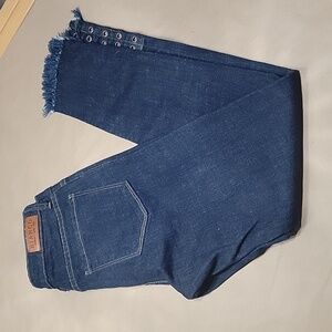Bianco, Size 26 Skinny Leg Blue Denim Jeans with Frayed Hem and Grommet Accents